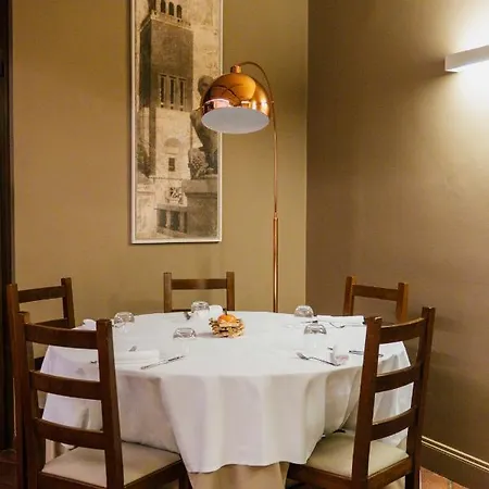 Bed & Breakfast La Taverna Antica 4*